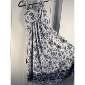 Lucky Brand White Blue Paisley Maxi Dress V-Neck Strappy Sleeveless XS